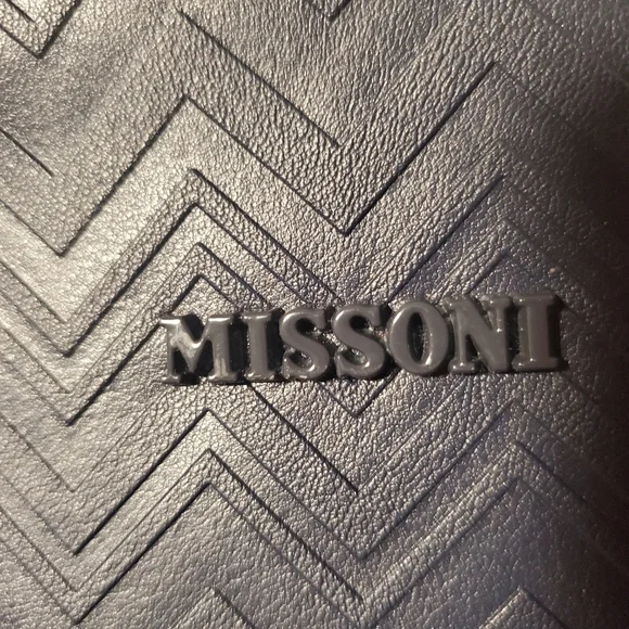 Missoni Cosmetic Case - Picture 4 of 7